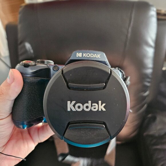 Kodak PixPro AZ528
